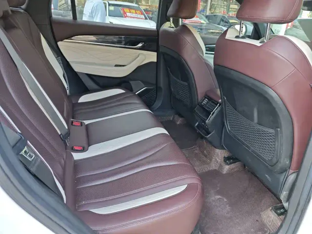 Geely Xingyue L — Фото автомобиля 19