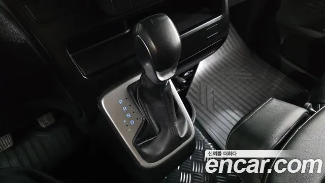 Hyundai Staria — Фото автомобиля 9