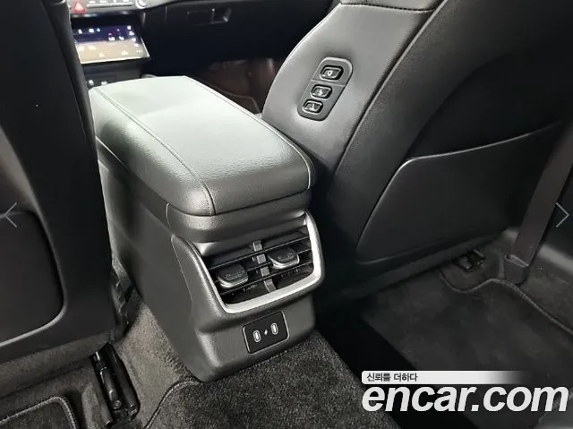Hyundai Grandeur GN7 — Фото автомобиля 13