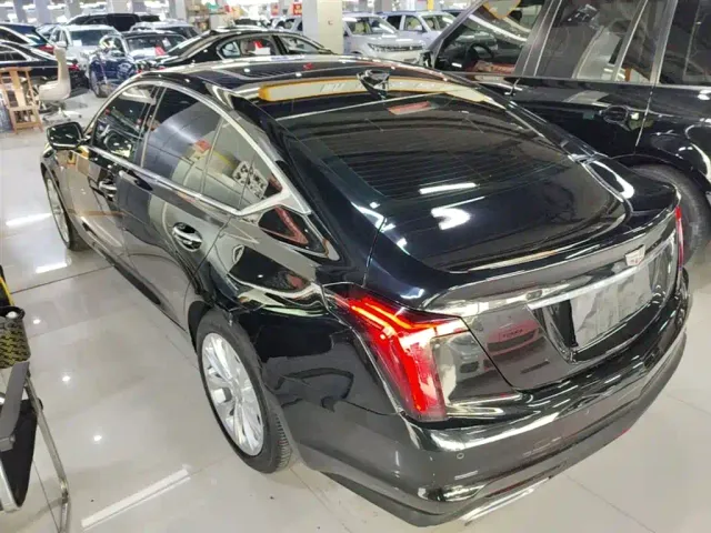 Cadillac CT5 — Фото автомобиля 4