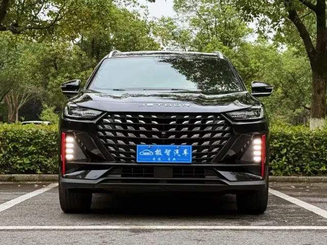 Jetour X70 PRO — Фото автомобиля 2
