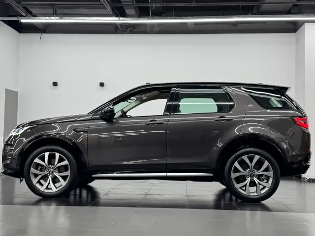 Land Rover Discovery Sport — Фото автомобиля 12