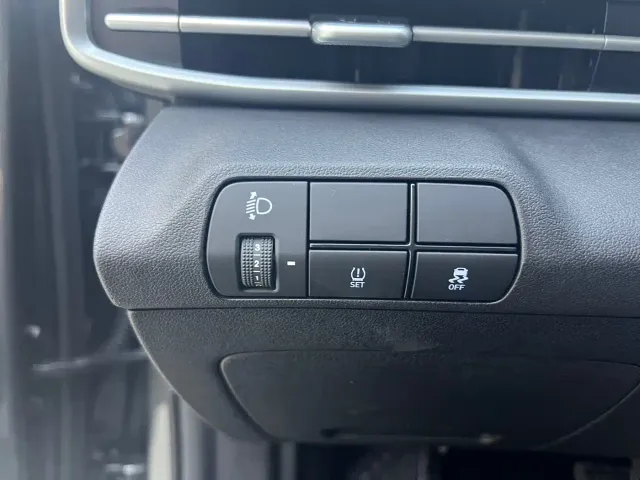 Hyundai Elantra — Фото автомобиля 9