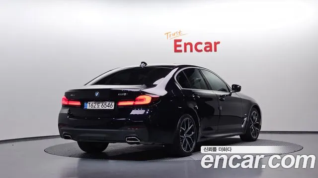 BMW 5 Series G30 — Фото автомобиля 2