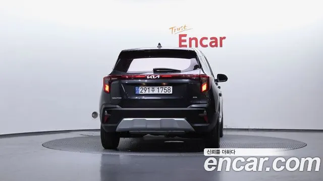 Kia Seltos Новый Seltos Бензин 1.6 Turbo 4WD — Фото автомобиля 4