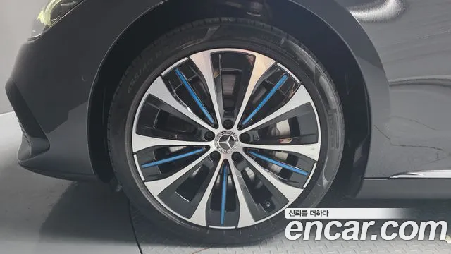 Mercedes-Benz EQE V295 — Фото автомобиля 5