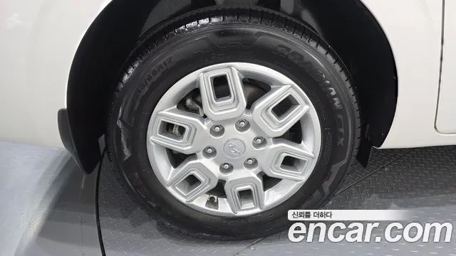 Hyundai Staria — Фото автомобиля 5