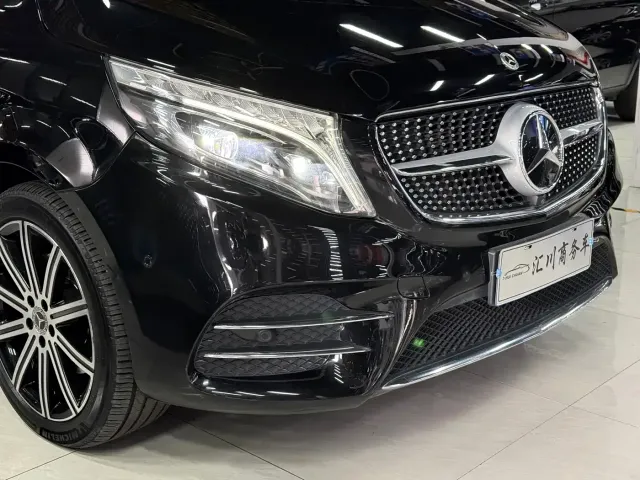 Mercedes-Benz V-Class — Фото автомобиля 6