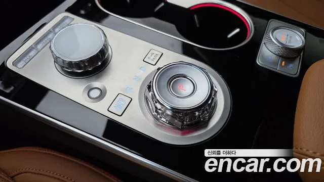 Genesis GV80 2.5T Бензин AWD — Фото автомобиля 9