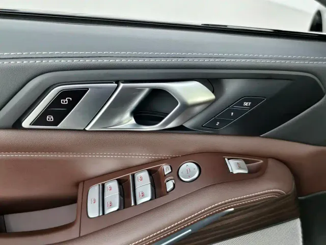BMW X5 — Фото автомобиля 13