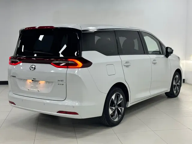 GAC Trumpchi M6 — Фото автомобиля 4