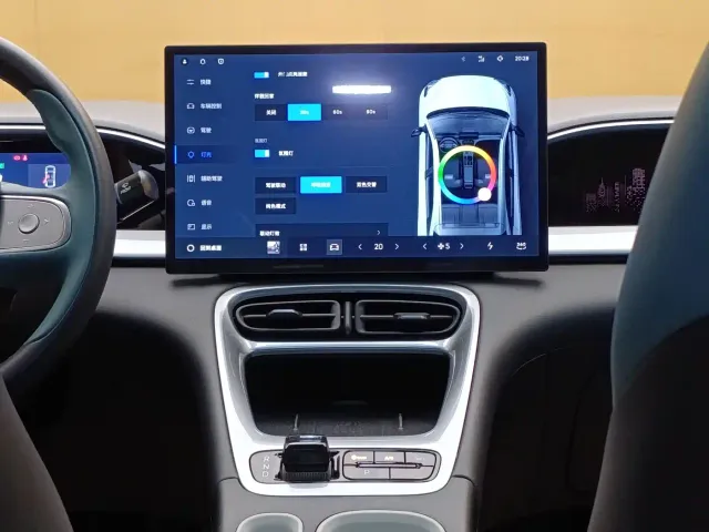 Geely Starry Wish — Фото автомобиля 18