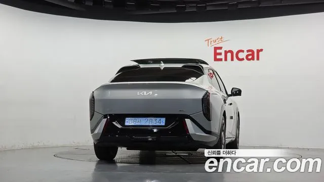 Kia EV4 — Фото автомобиля 3