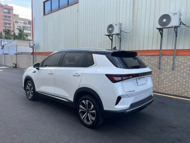 Wuling Asta — Фото автомобиля 7
