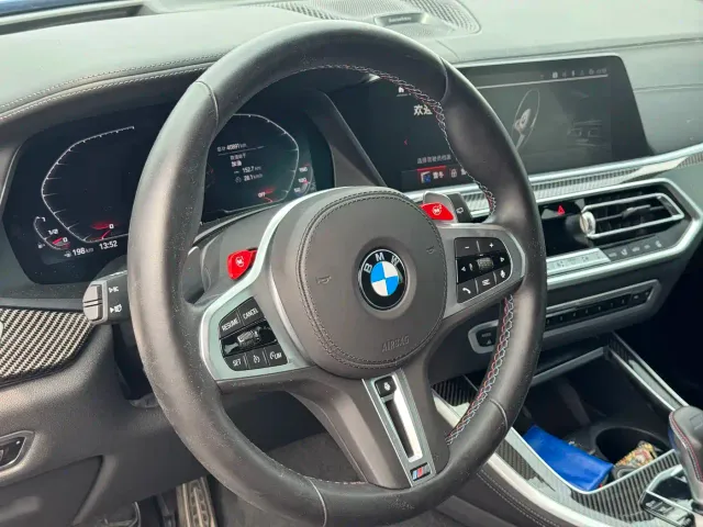 BMW X5 M — Фото автомобиля 13