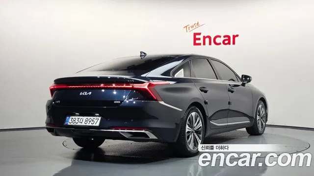 Kia K8 Hybrid — Фото автомобиля 2