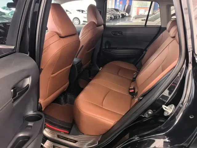 Toyota Frontlander — Фото автомобиля 16