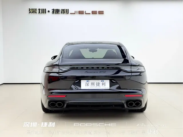 Porsche Panamera — Фото автомобиля 9