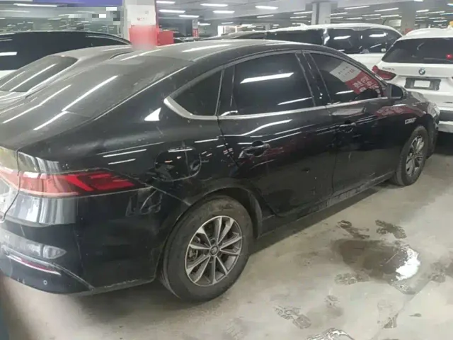 BYD Qin PLUS — Фото автомобиля 6