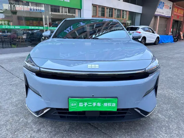 Geely Galaxy L6 — Фото автомобиля 2