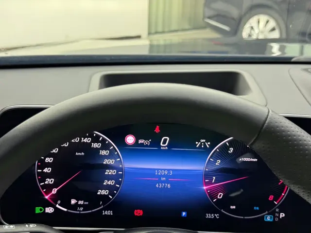 Mercedes-Benz S-Class — Фото автомобиля 9