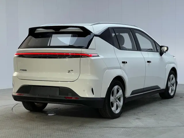 Hycan Z03 — Фото автомобиля 15