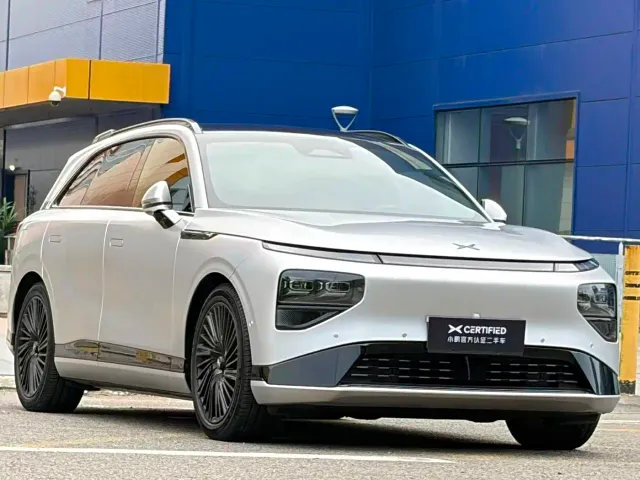 Xpeng G9 — Фото автомобиля 3