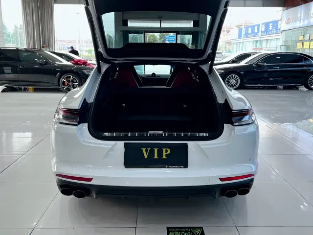 Porsche Panamera — Фото автомобиля 25