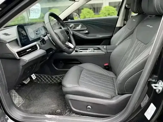 Chery Arrizo 8 — Фото автомобиля 4
