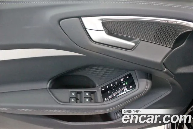 Audi A5 40 TFSI quattro S Line — Фото автомобиля 10