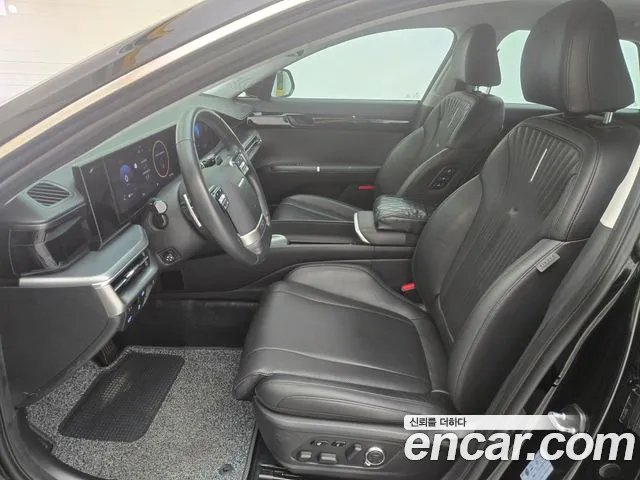 Hyundai Grandeur GN7 — Фото автомобиля 10