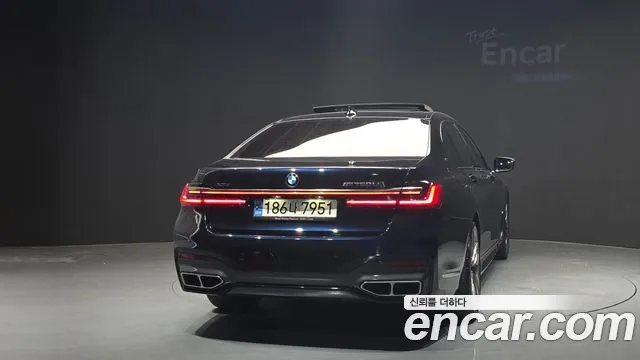 BMW 7 Series — Фото автомобиля 4