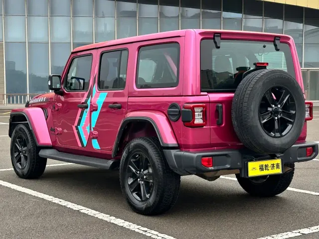 Jeep Wrangler — Фото автомобиля 7