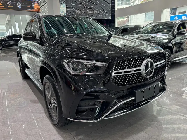 Mercedes-Benz GLE-Class — Фото автомобиля 3
