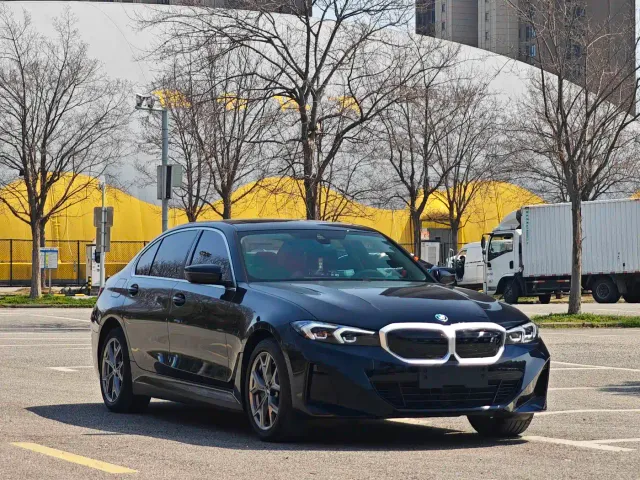 BMW i3 — Фото автомобиля 3