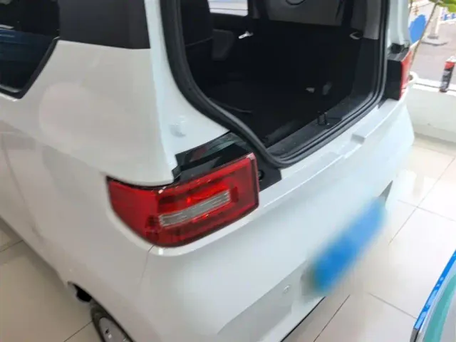 Wuling Hongguang Mini EV — Фото автомобиля 4