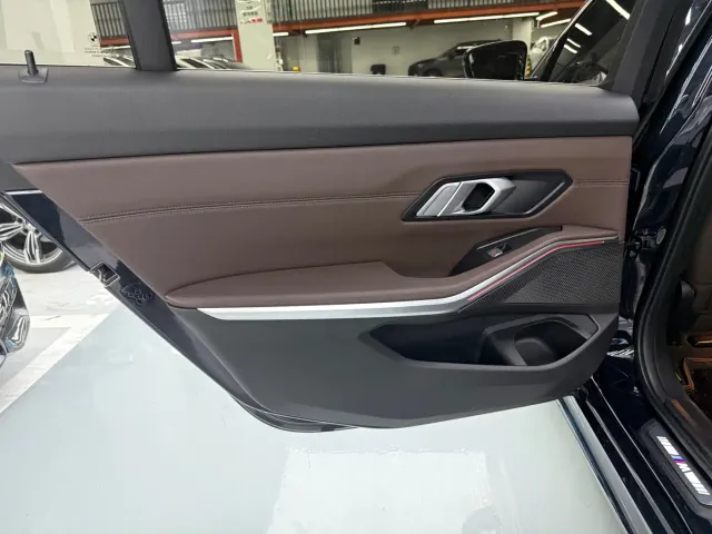 BMW 3 Series — Фото автомобиля 15