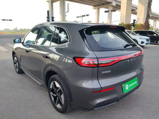 Geely Galaxy E5 — Фото автомобиля 4