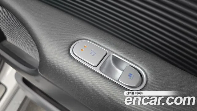 Hyundai Ioniq 6 — Фото автомобиля 24