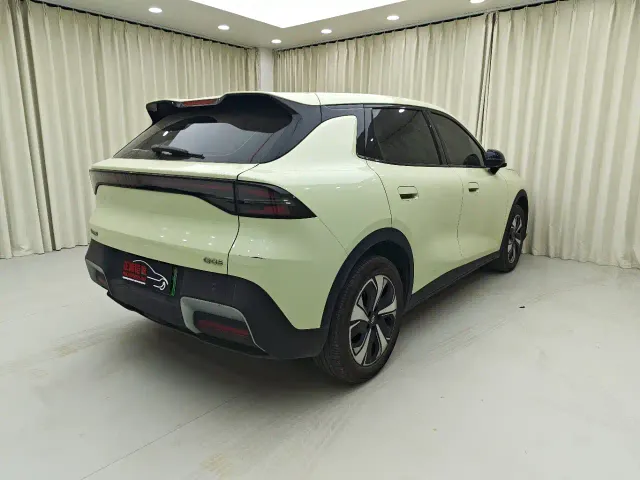 Changan Qiyuan Q05 — Фото автомобиля 6