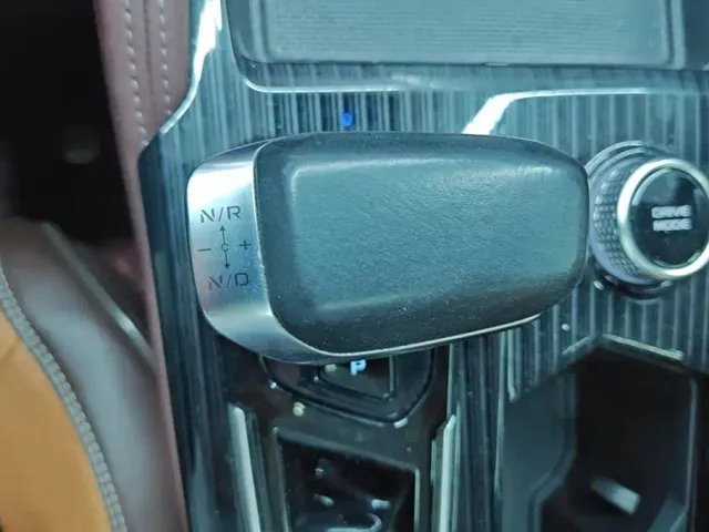Geely Xingyue L — Фото автомобиля 16