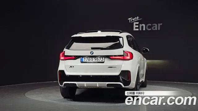BMW X1 — Фото автомобиля 4