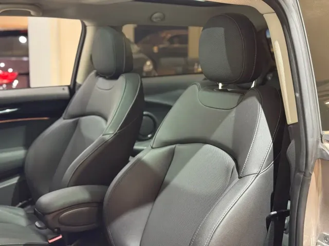 MINI Hatch — Фото автомобиля 16