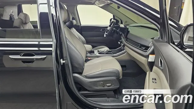 Kia Carnival 4th Gen — Фото автомобиля 16