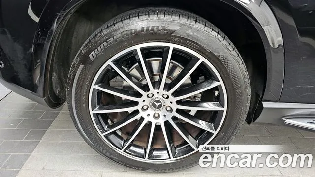 Mercedes-Benz GLE-Class — Фото автомобиля 5
