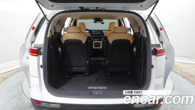 Kia Carnival 4th Gen — Фото автомобиля 6