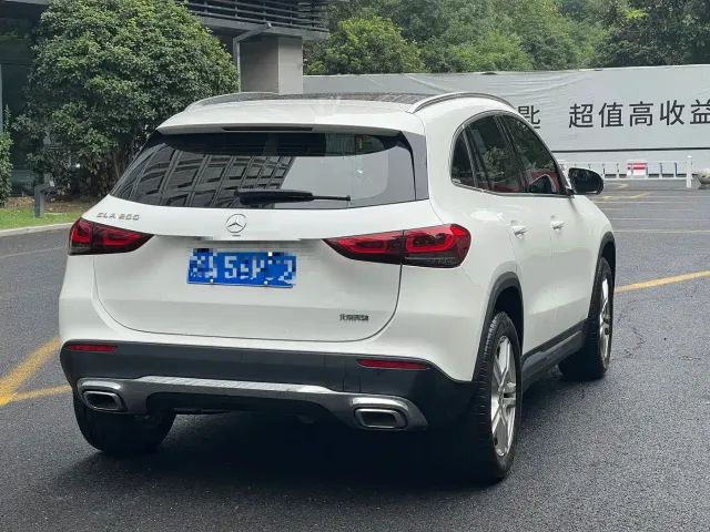 Mercedes-Benz GLA-Class — Фото автомобиля 2
