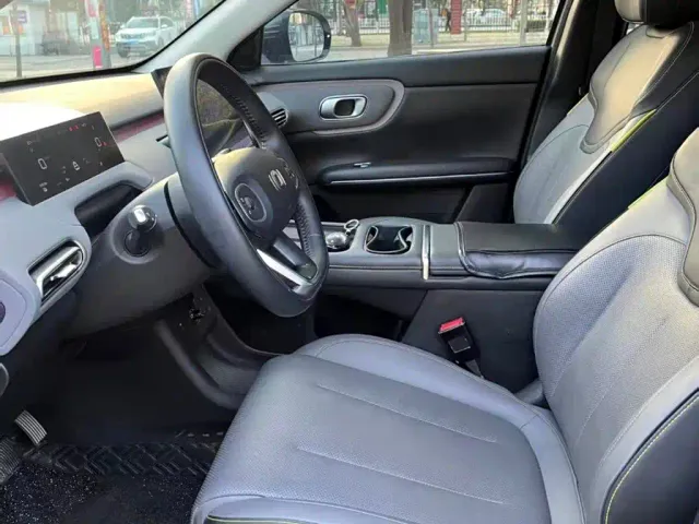 Changan Qiyuan Q05 — Фото автомобиля 4