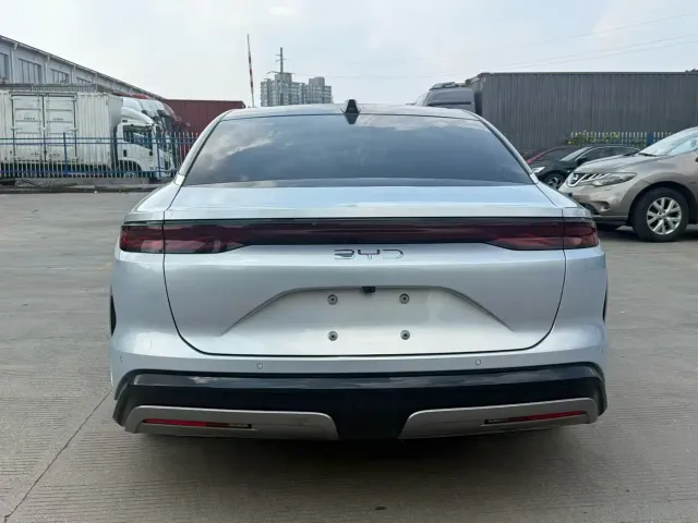 BYD Han L — Фото автомобиля 4