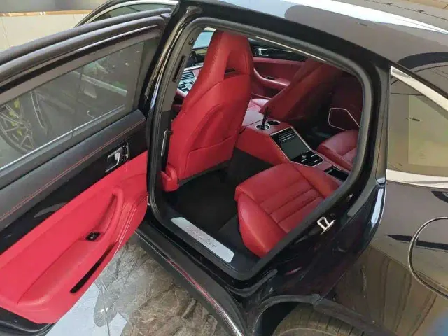 Porsche Panamera — Фото автомобиля 7